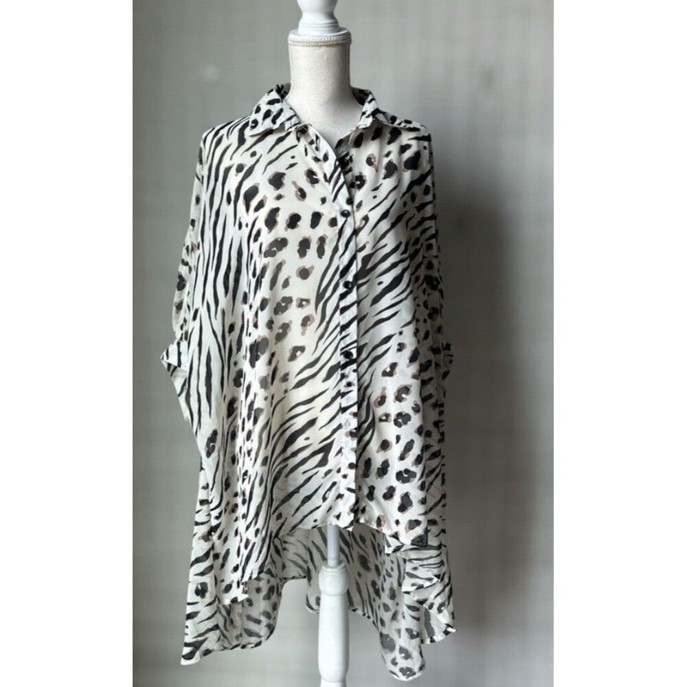 L LOVE Stylish Black White Animal Print Women's Blouse SIZE M/L see-through